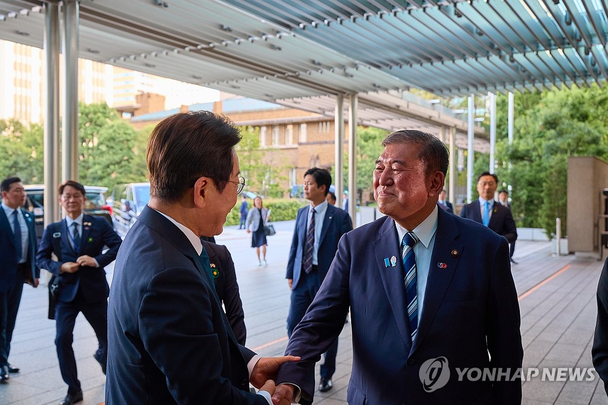 李대통령 "안보·정서 가까워지길" 이시바 "엄중한 환경속 협력"