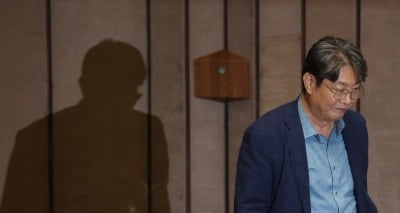 이춘석 보좌관 계좌에 '수백만원씩' 입금…"단타 매매, 투자 '손실' 파악"