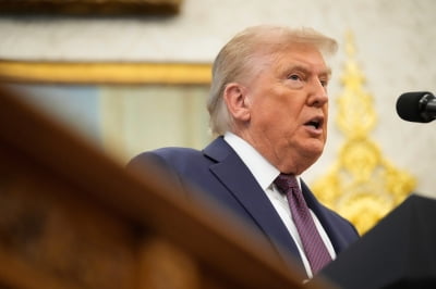 '건강 이상설' 휩싸인 트럼프…"가짜뉴스, 왕성하게 활동"