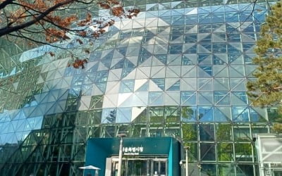 서울시, 지하철·가판대 등 홍보매체 5000여 면 무료 개방