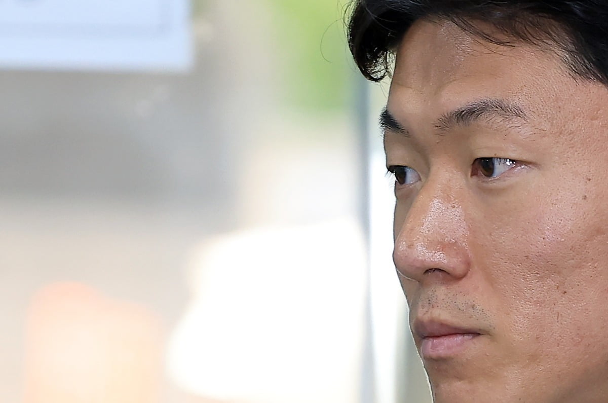 법원 앞 취재진 사진