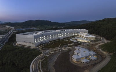 "AI 인프라·기술, 글로벌 수준"…네이버의 '근거 있는 자신감'