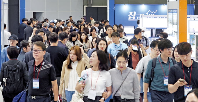 “의료·여가·쇼핑 인프라 다 갖춰”…잠실생활권 시니어 레지던스 ‘관심’ [집코노미 박람회 2025]
