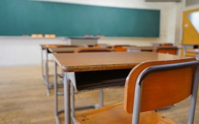 "인천 대인고에 폭발물 놓고 칼부림할 것"…협박글에 '임시 휴업'