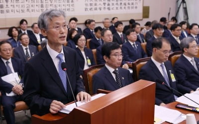 [포토] 국정감사 나온 조희대, '재판 증언'에는 반대