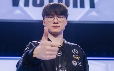 'LPL 불패' 이어간 T1, 스위스 첫 상대는 FLY [LoL 월즈 포커스]