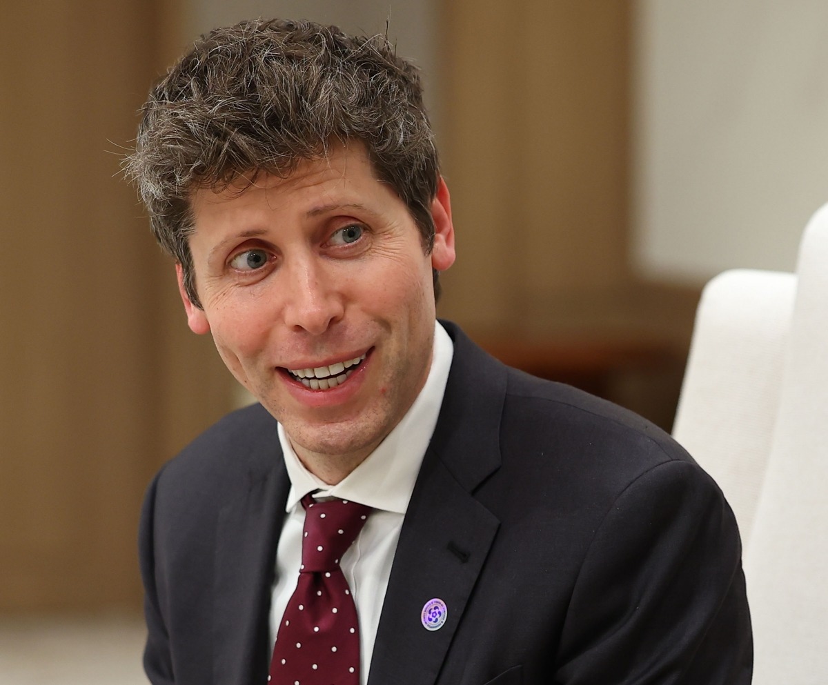 샘 올트먼 "연말부터 챗GPT에 성적인 대화 허용"