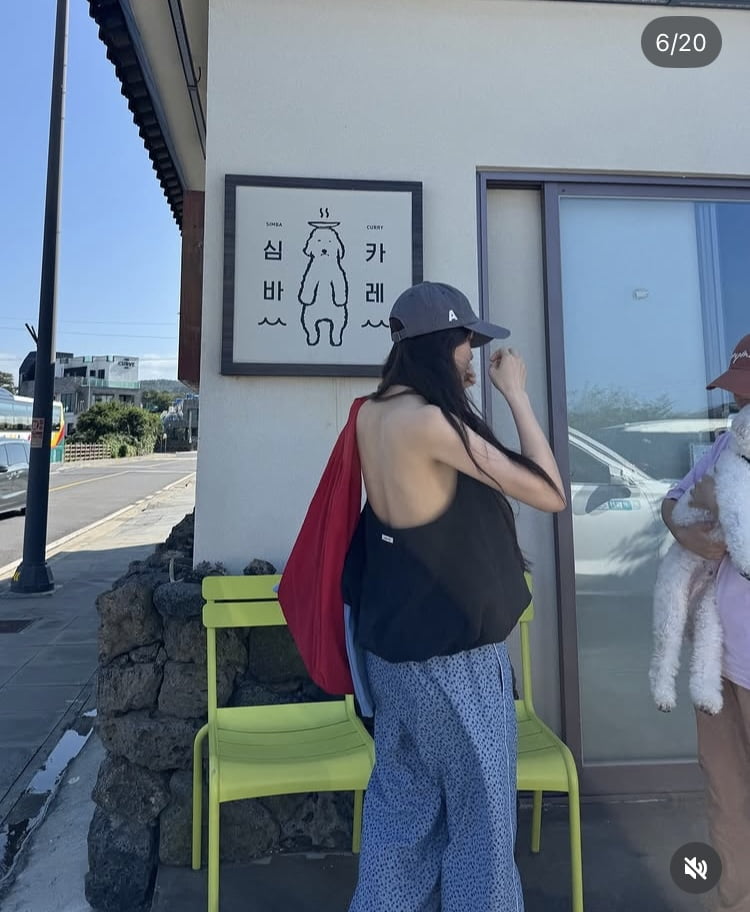 ヒョミン、済州島でリフレッシュ！結婚後の幸せなひととき