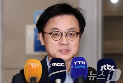 김정관·김용범, 긴급 방미…관세 협상 이어간다