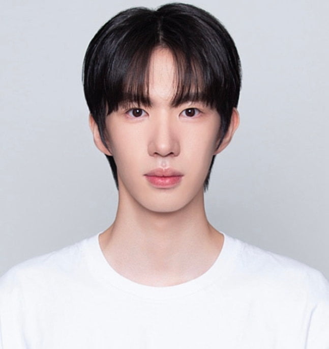 신세계 애니 이어 신전떡볶이 3세 하민기, 데뷔 예고