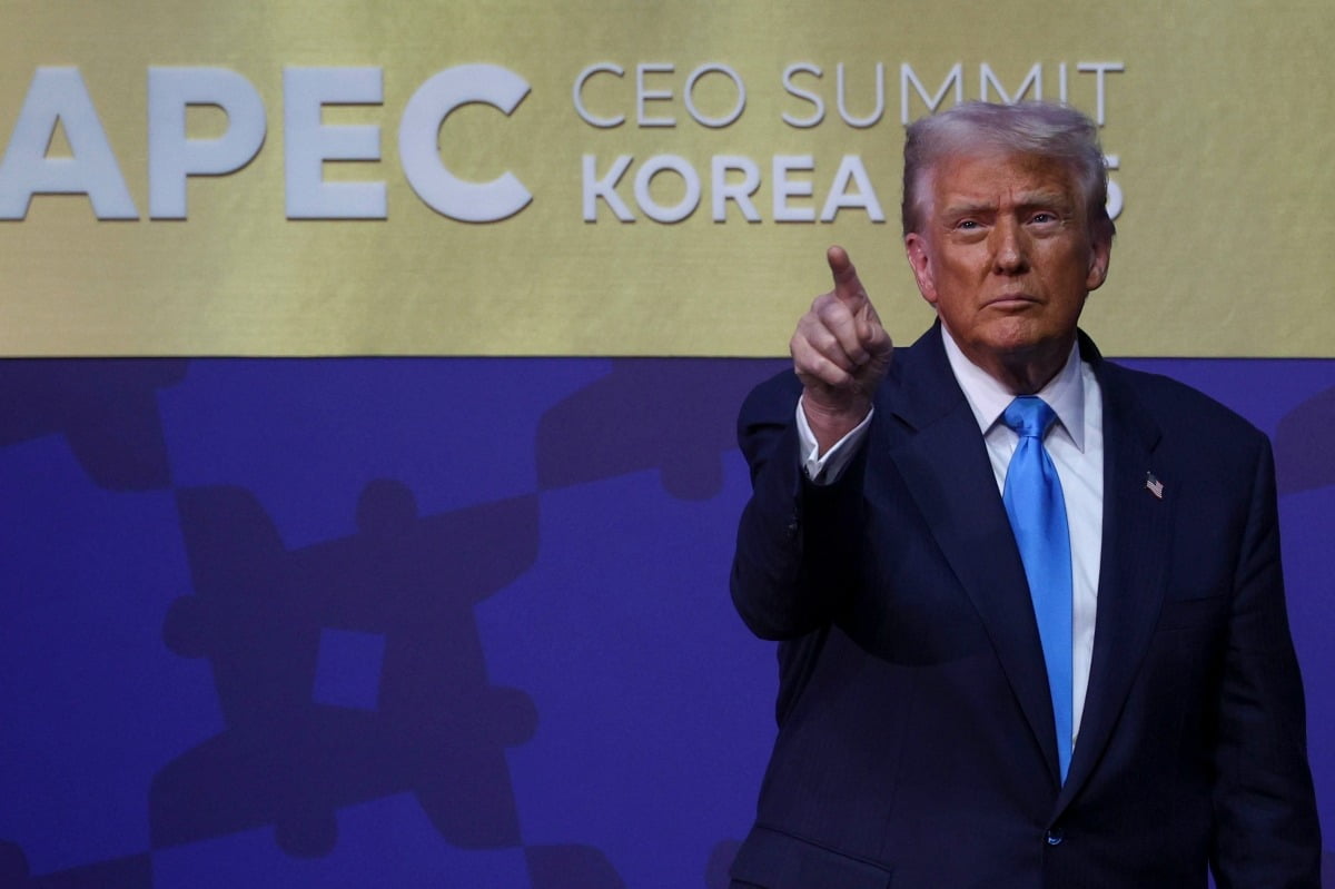 트럼프 "미국도 핵무기 시험 재개" 지시…시진핑 회담 직전 발표