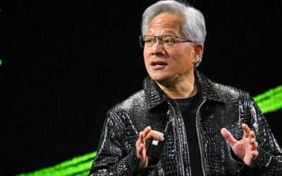 엔비디아, 시총 5조달러 돌파…독일 GDP 넘었다