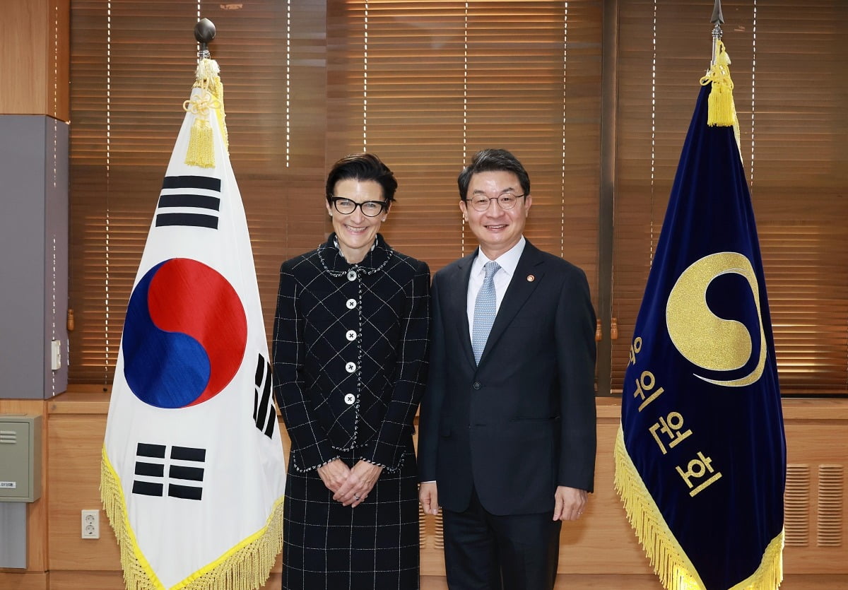 美 씨티그룹 CEO "한국 AI·조선·자동차 우수…자본시장 지원 계속할 것"
