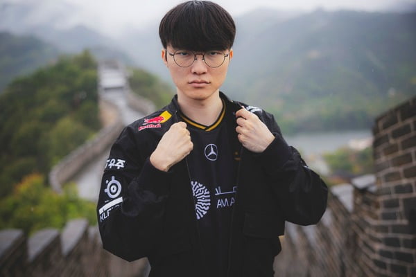 '디팬딩 챔피언' T1, AL 잡고 'LPL 불패' 이어갈까 [LoL 월즈 포커스]