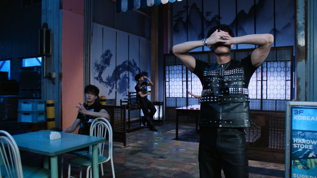 "부숴버려 모든 경계"…싸이커스, 차원이 다른 기세 '슈퍼파워' [신곡in가요]