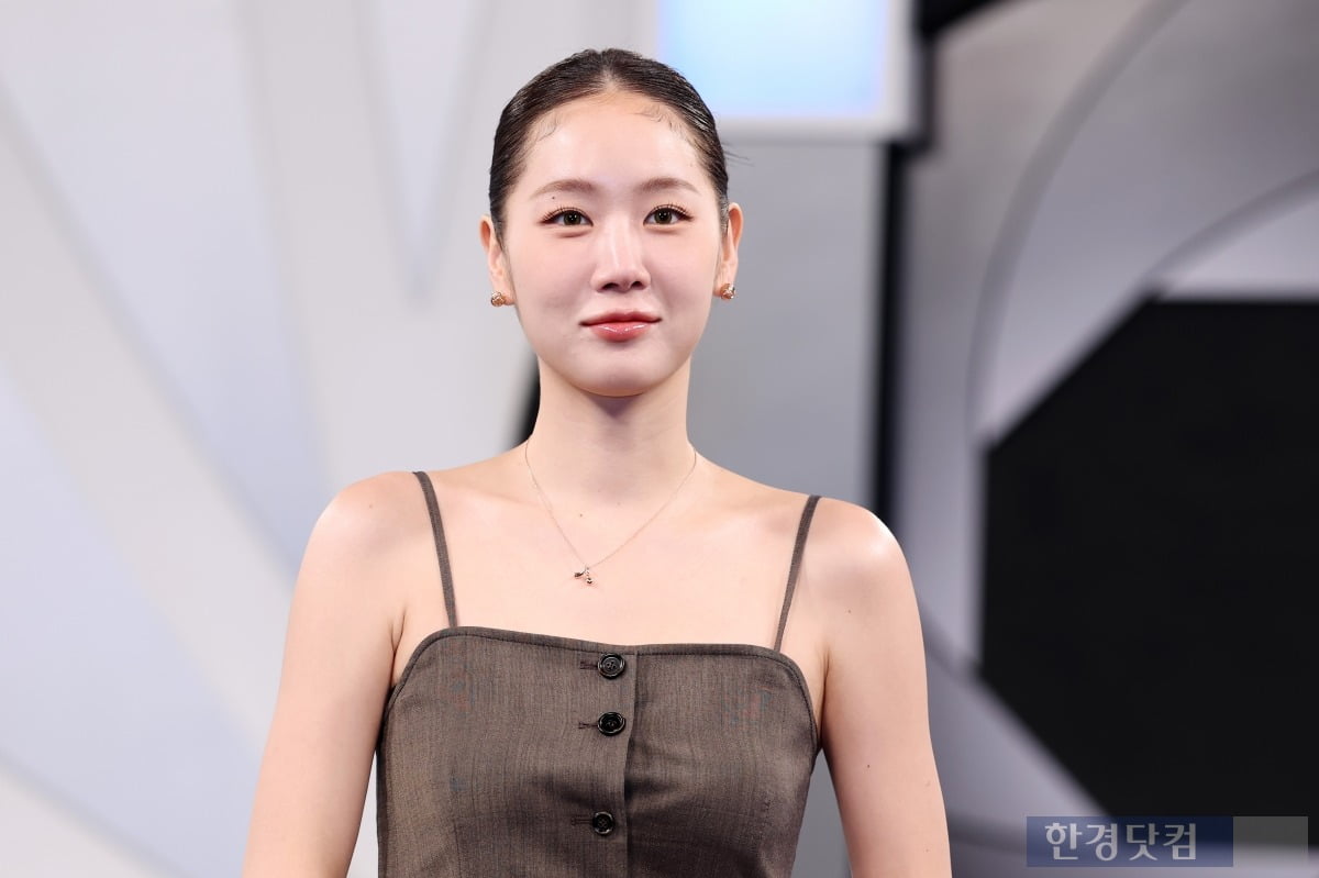 소유,  인종차별 폭로…"美 비행기서 15시간 아무 것도 못 먹어"