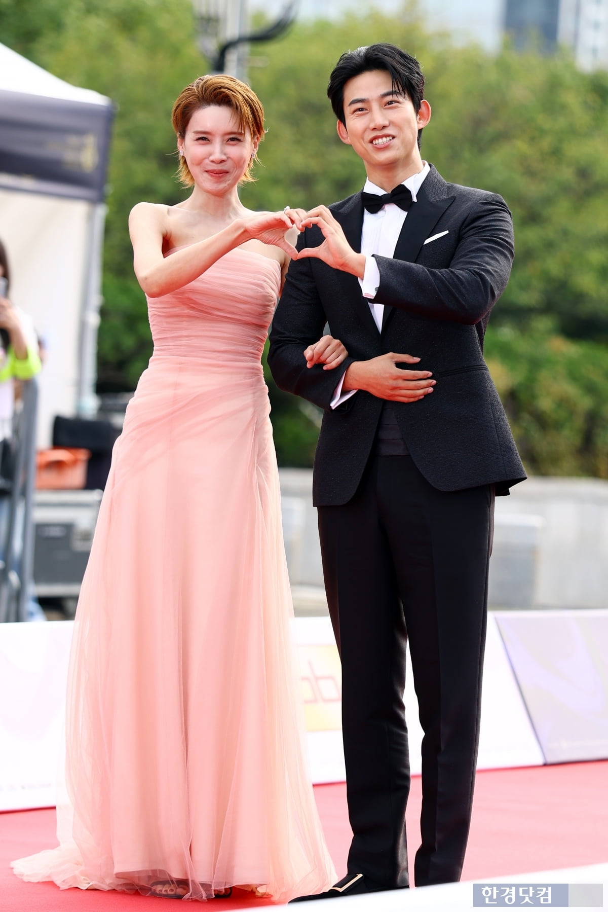 [포토] 장도연-옥택연, '우월한 비주얼에 시선강탈' (서울드라마어워즈 2025)