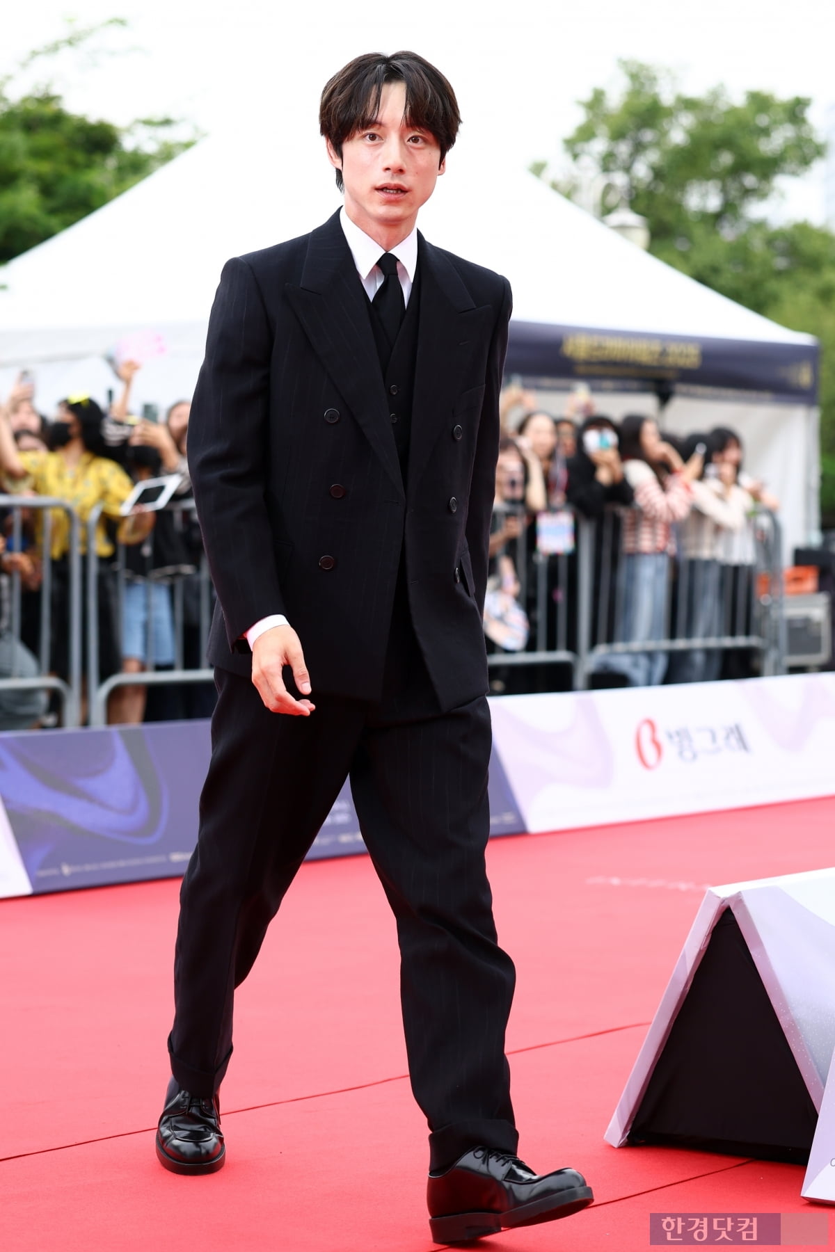 [포토] 사카구치 켄타로, '팬들 마음 흔드는 멋진 미소~' (서울드라마어워즈 2025)