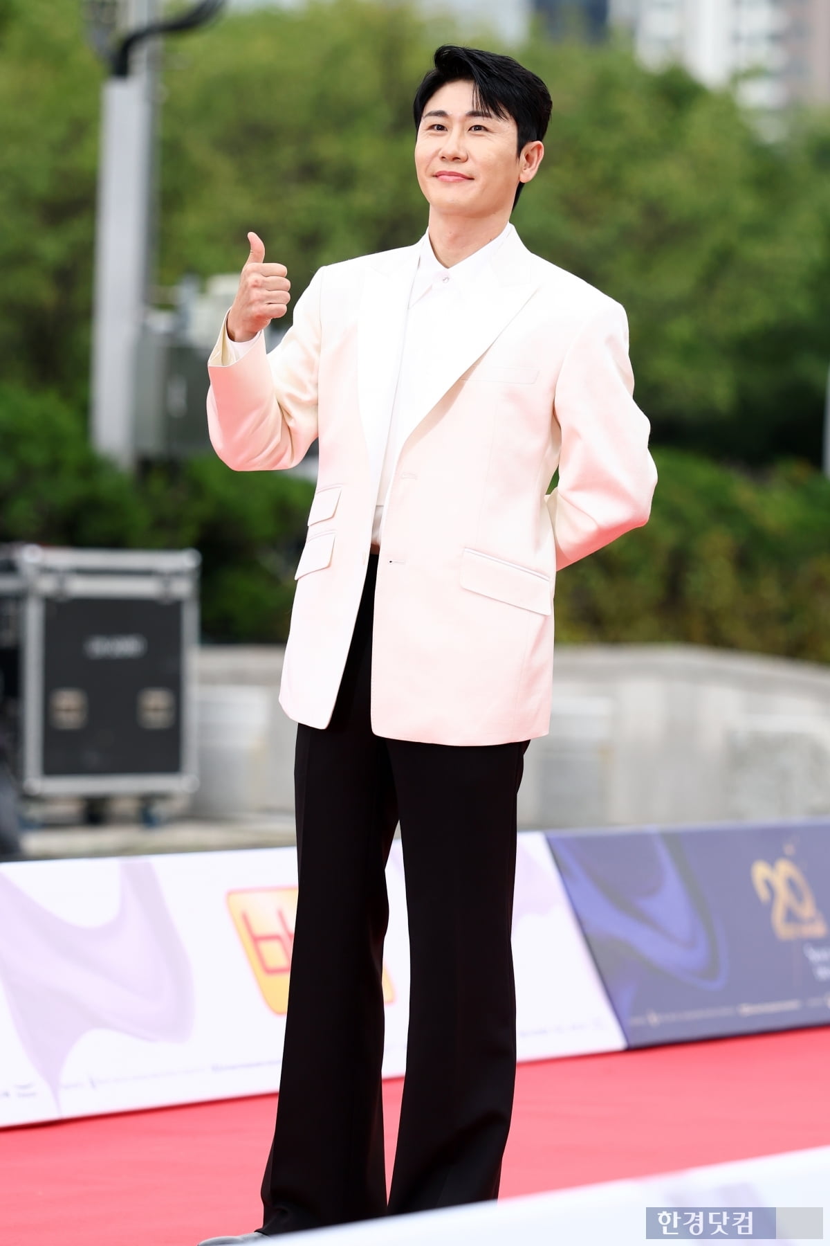 [포토] 영탁, 오늘도 '폼 미쳤다~' (서울드라마어워즈 2025)