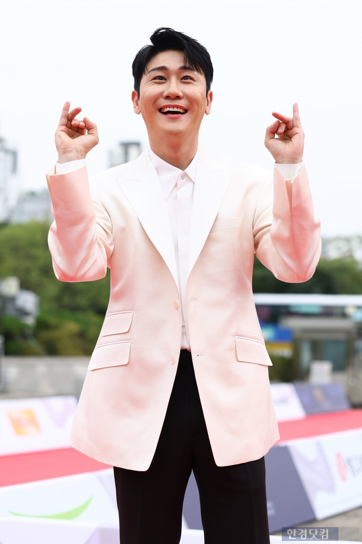 [포토] 영탁, 오늘도 '폼 미쳤다~' (서울드라마어워즈 2025)