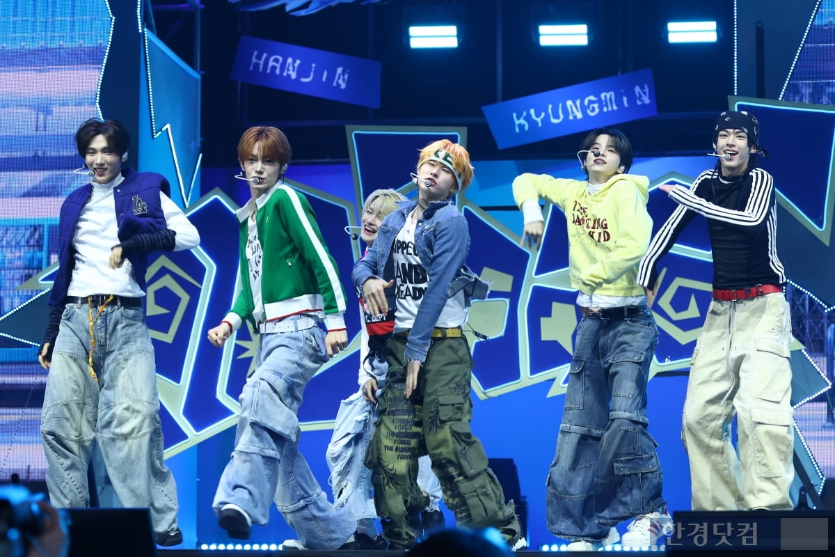 [포토] 투어스, '청량에 독기 한 스푼'