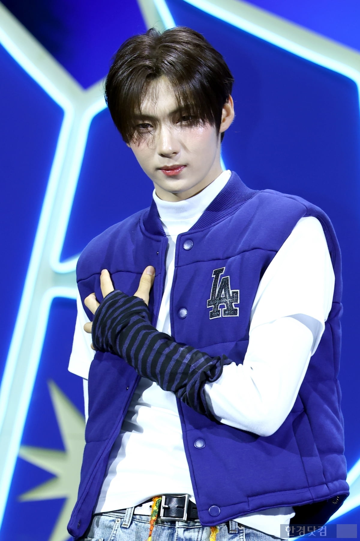 [포토] 투어스 영재, '팬들 마음 흔드는 멋짐'