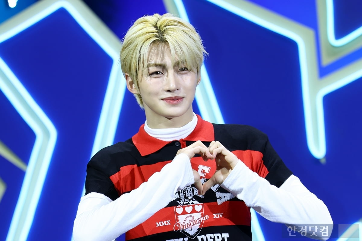 [포토] 투어스 지훈, '멋진 미소에 42 심쿵'