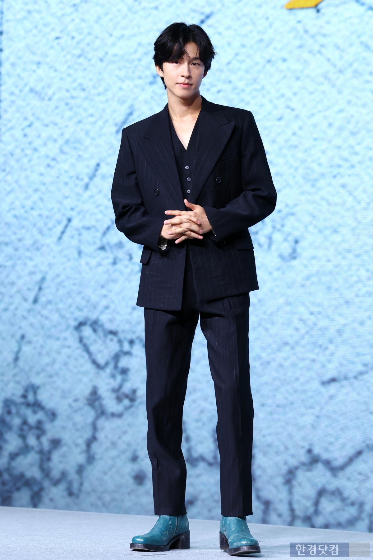 [포토] 홍경, '팬들 마음 흔드는 멋진 모습'