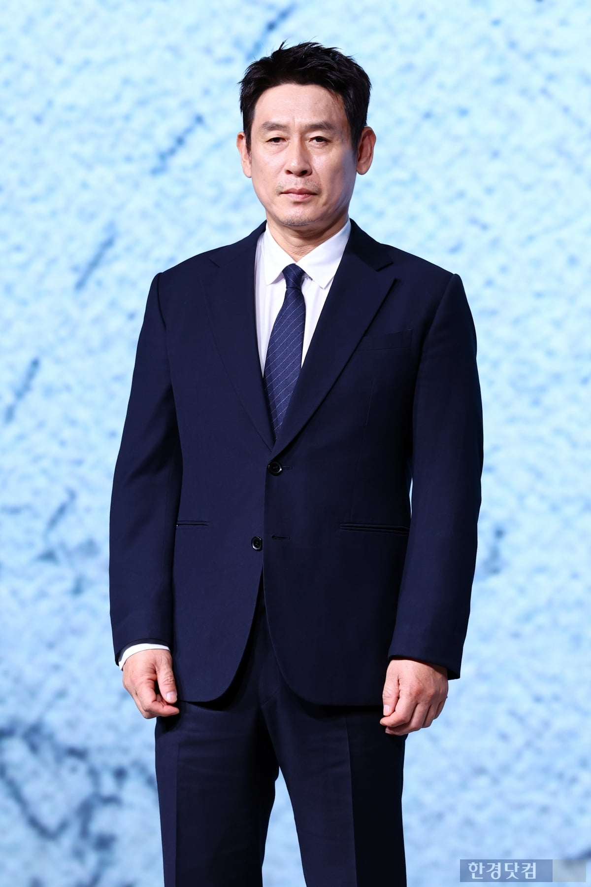 [포토] 설경구, '완벽한 슈트핏'