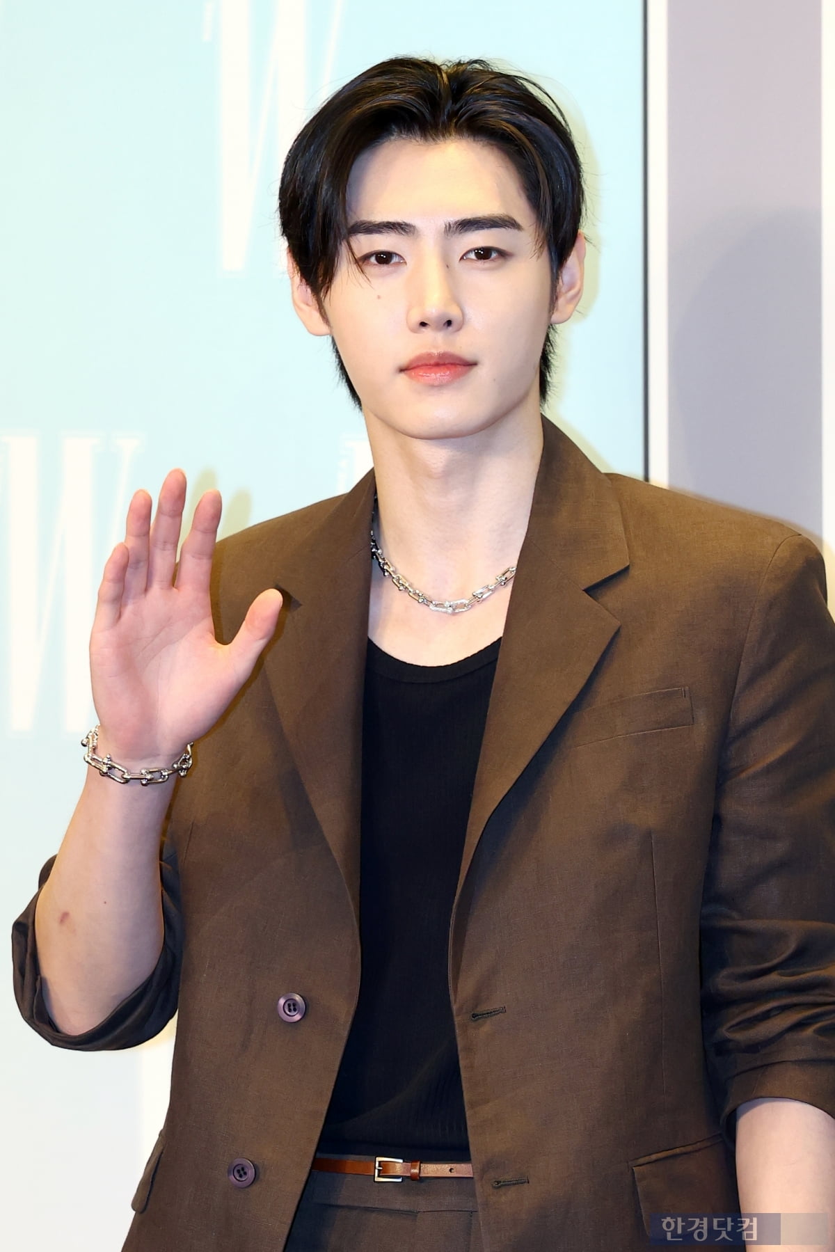 [포토] 엔하이픈 성훈-제이크, '감탄을 부르는 멋진 두 남자'