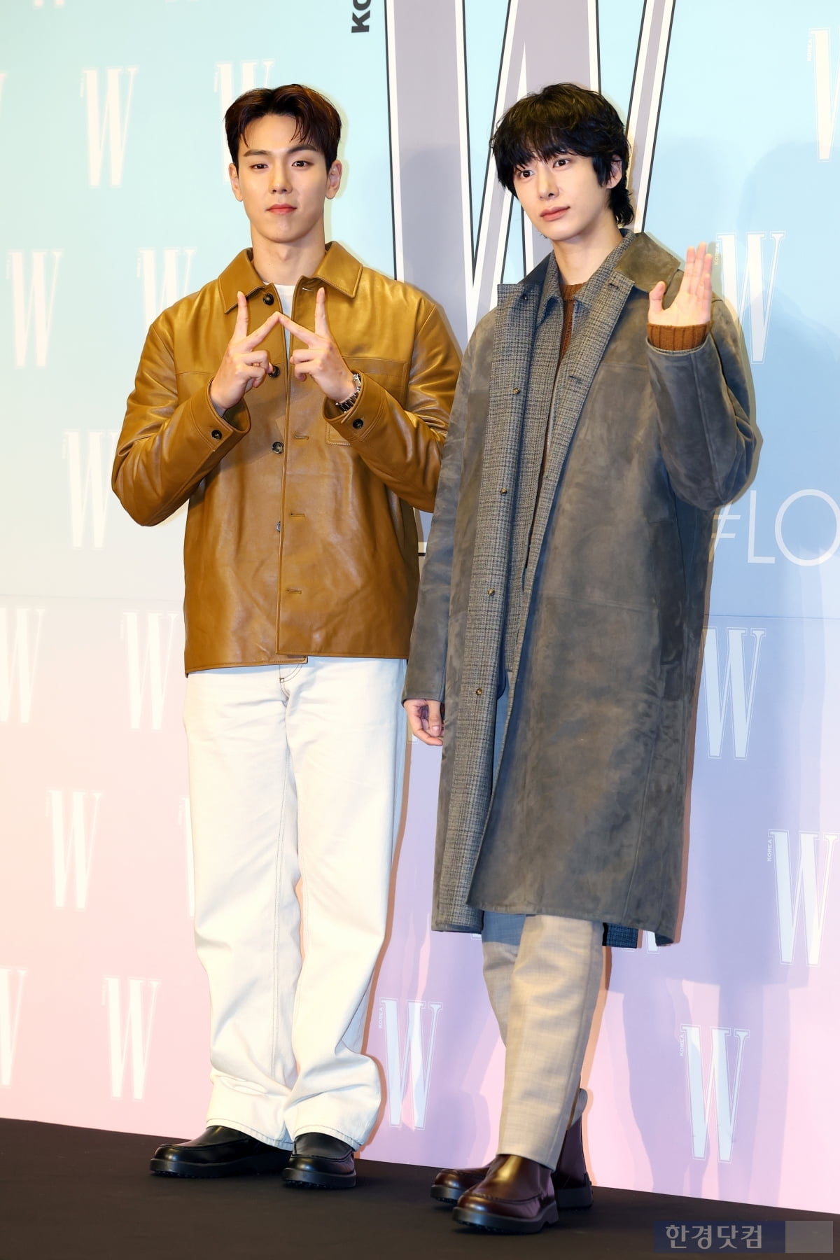 [포토] 몬스타엑스 셔누-형원, '멋진 모습에 몬베베 심쿵'