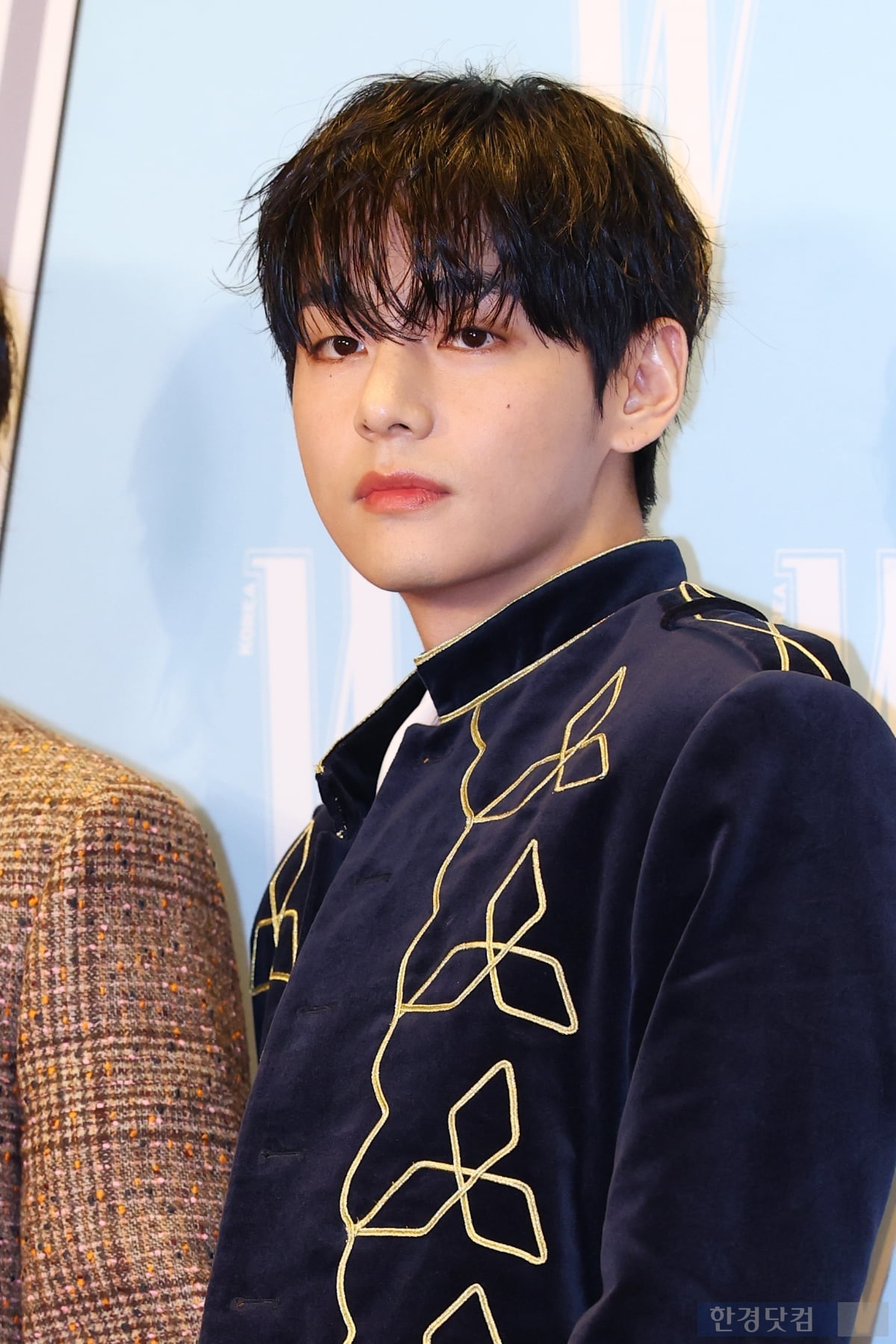 [포토] BTS RM-제이홉-뷔, '멋진 모습으로 깜짝 등장'