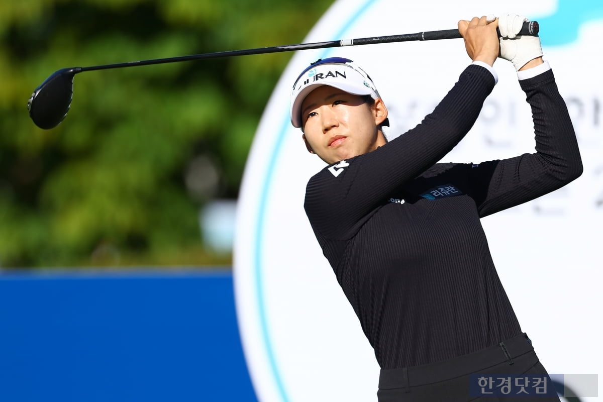 [포토] 황연서, '정확하게 보낸다' (상상인·한경 와우넷 오픈 2025)