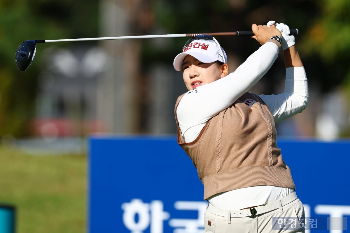 [포토] 홍지원, '힘차게 날아라' (상상인·한경 와우넷 오픈 2025)