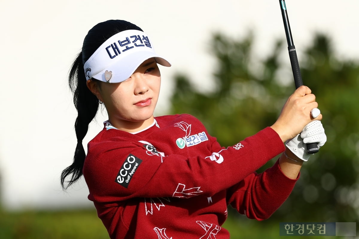 [포토] 서어진, '거침 없는 스윙' (상상인·한경 와우넷 오픈 2025)