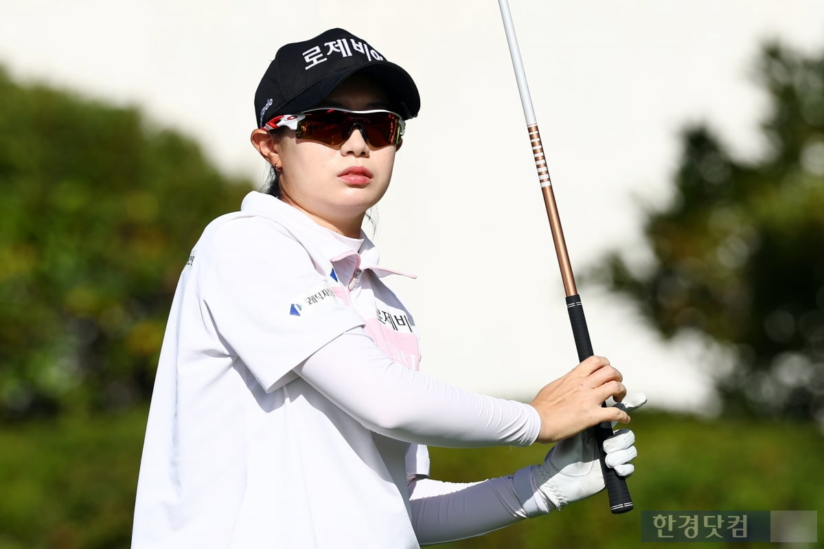 [포토] 김효문, '다부진 스윙' (상상인·한경 와우넷 오픈 2025)