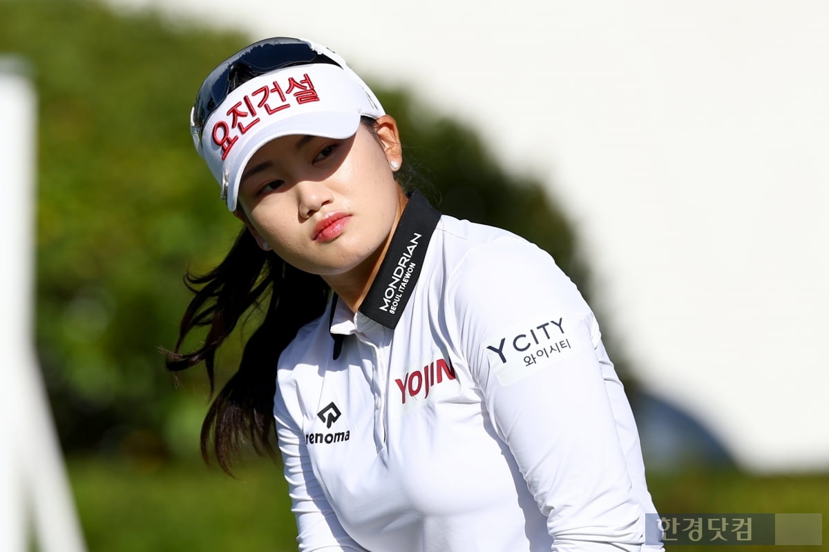 [포토] 노승희, '첫 홀부터 집중해서' (상상인·한경 와우넷 오픈 2025)