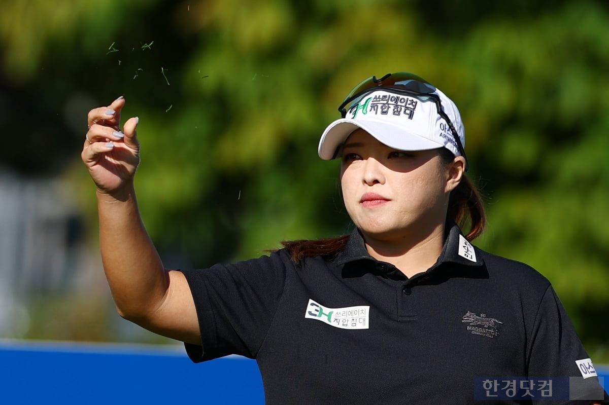 [포토] 장하나, '밝은 미소~' (상상인·한경 와우넷 오픈 2025)