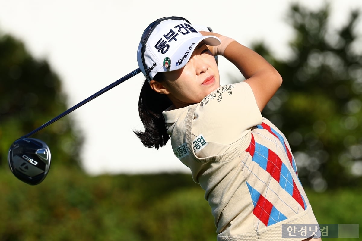 [포토] 김수지, '위로 올라가자~' (상상인·한경 와우넷 오픈 2025)