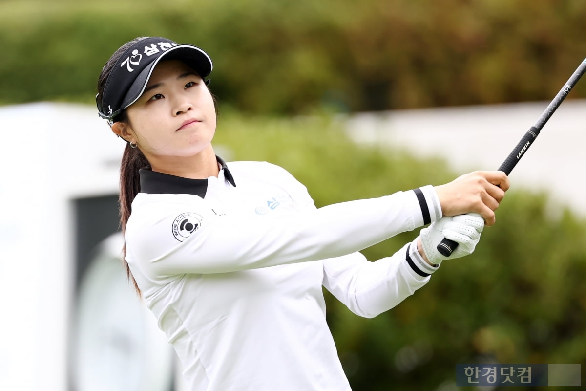 [포토] 고지원, '파워 넘치는 티샷' (상상인·한경 와우넷 오픈 2025)