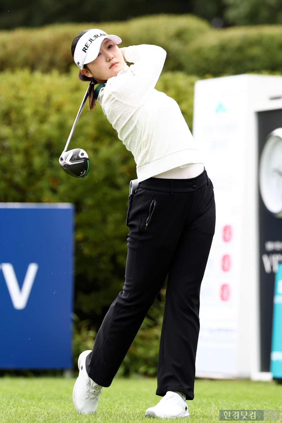 [포토] 윤수아, '페어웨이로 정확하게 보낸다' (상상인·한경 와우넷 오픈 2025)