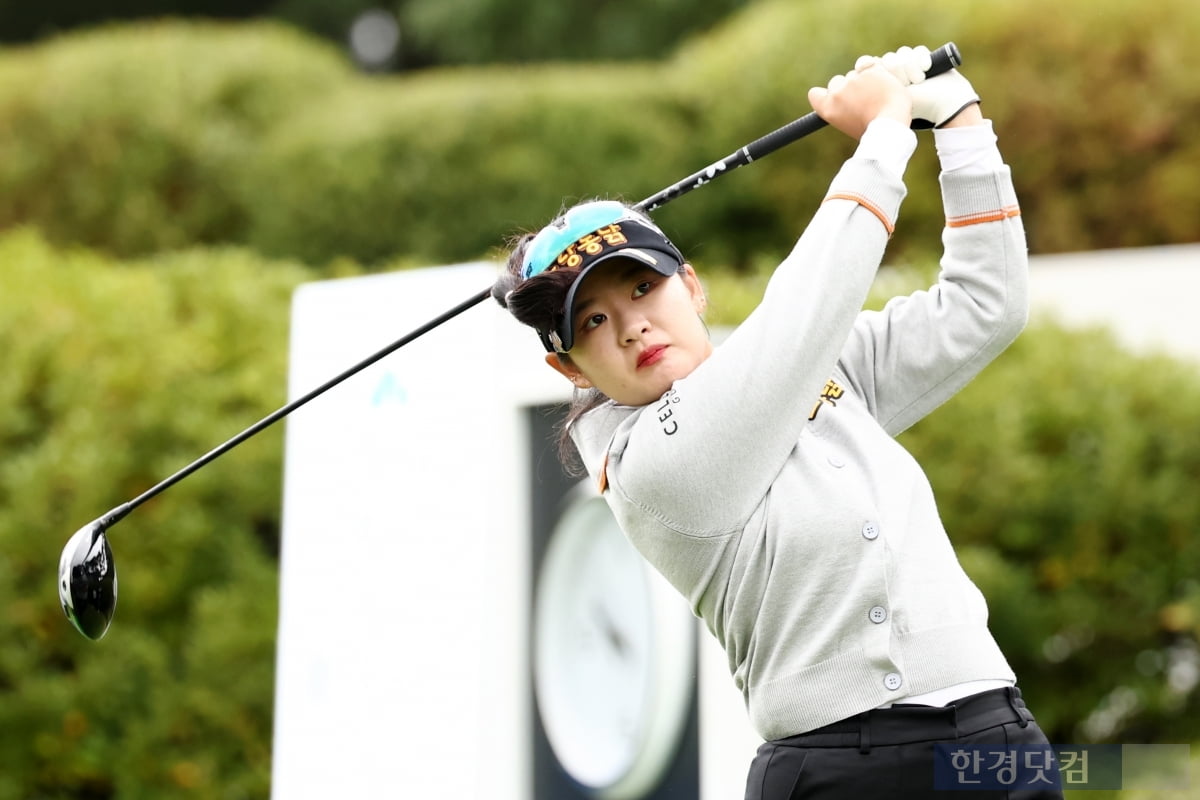 [포토] 한지원, '힘차게 날아라~' (상상인·한경 와우넷 오픈 2025)