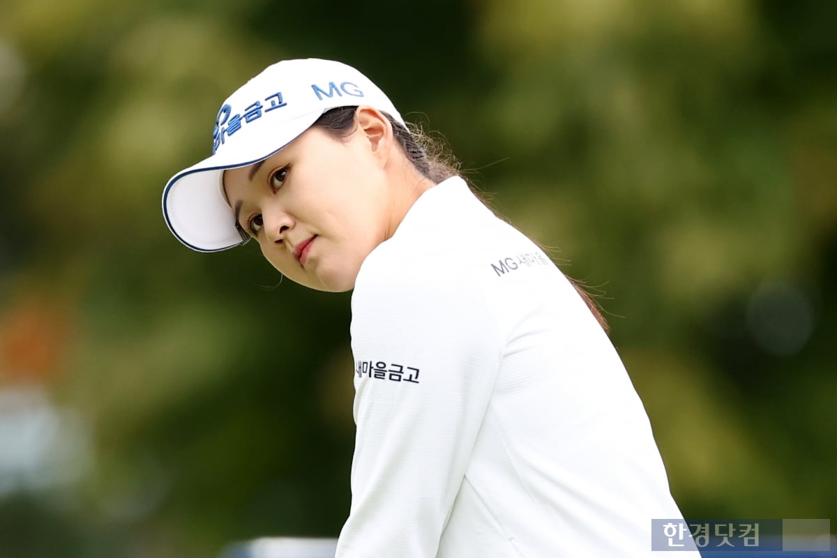 [포토] 이제영, '다분진 티샷' (상상인·한경 와우넷 오픈 2025)