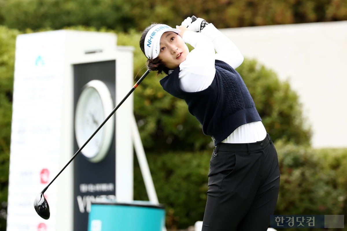 [포토] 김시현, '힘이 느껴지는 강력한 티샷' (상상인·한경 와우넷 오픈 2025)