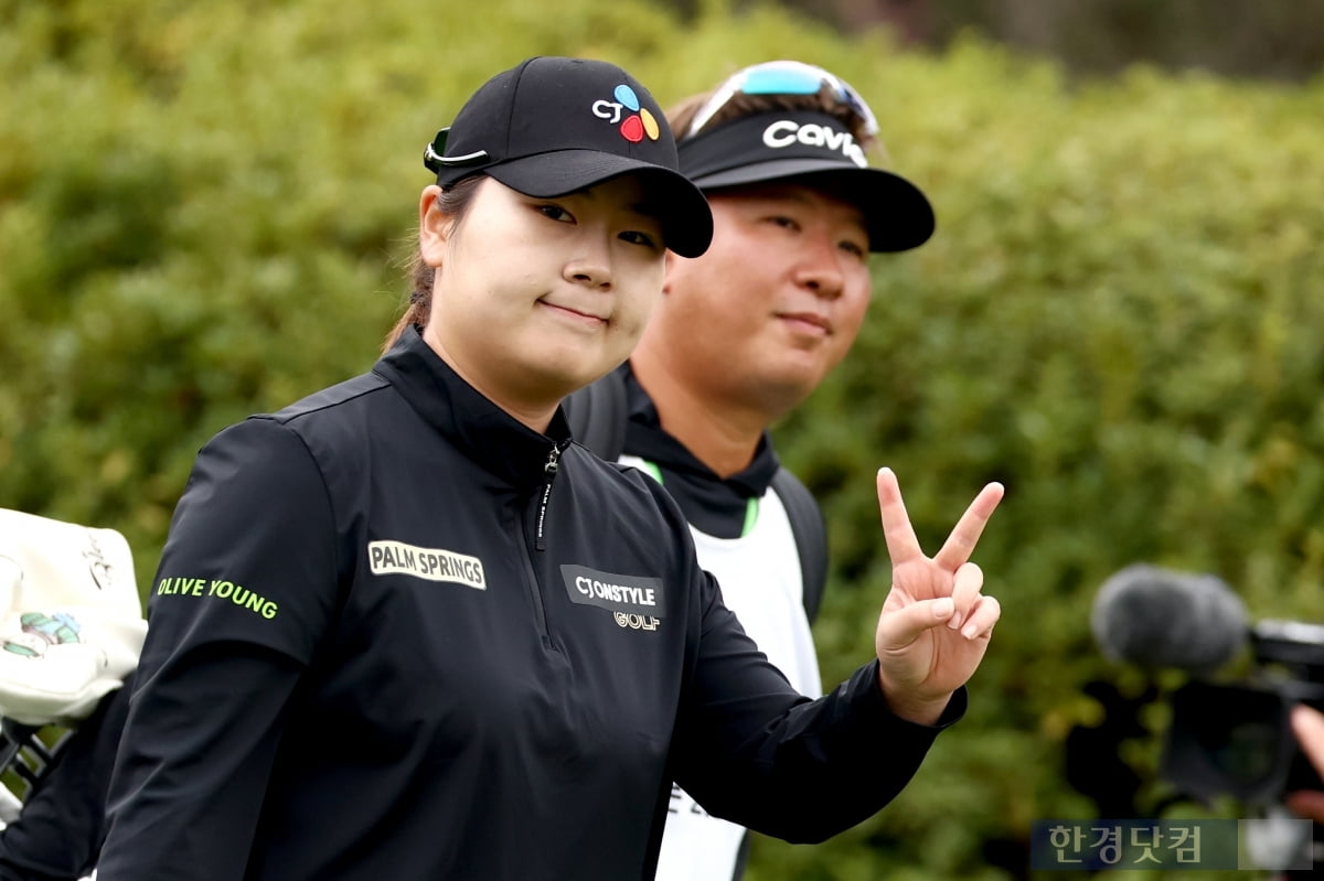 [포토] 홍정민, '2주 연속 우승을 향해~' (상상인·한경 와우넷 오픈 2025)