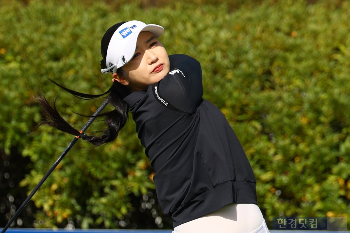 [포토] 박혜준, '승부는 끝까지 모른다' (상상인·한경 와우넷 오픈 2025)