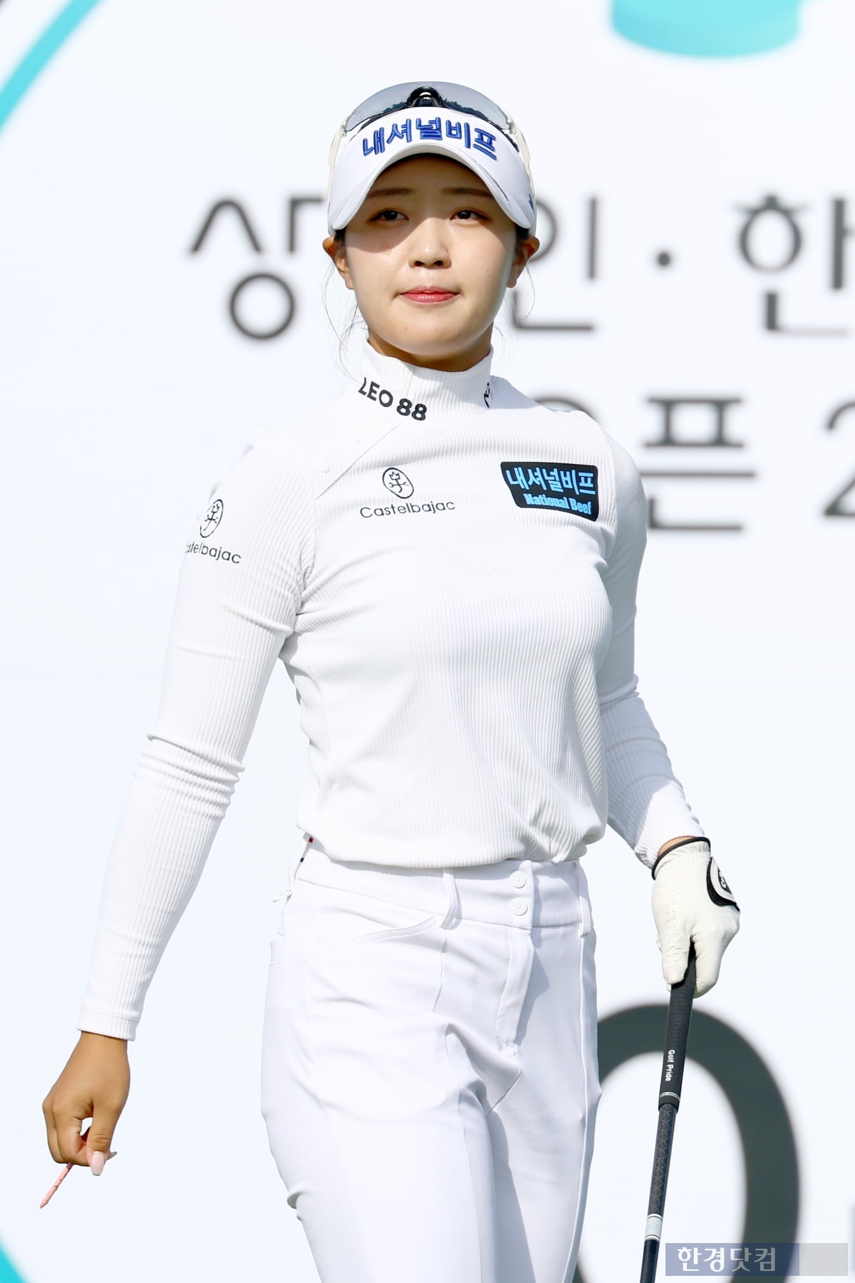 [포토] 전효민, '작은 체구지만 다부진 티샷' (상상인·한경 와우넷 오픈 2025)