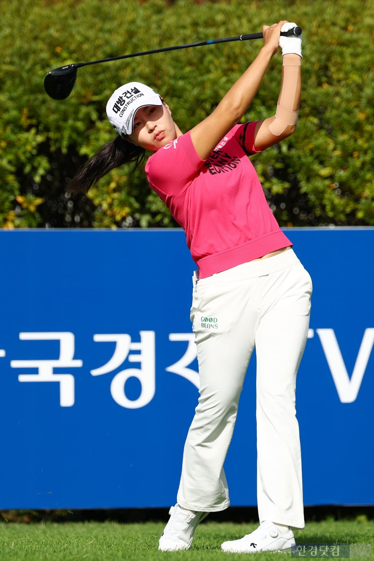 [포토] 성유진, '페어웨이로 날아라~' (상상인·한경 와우넷 오픈 2025)