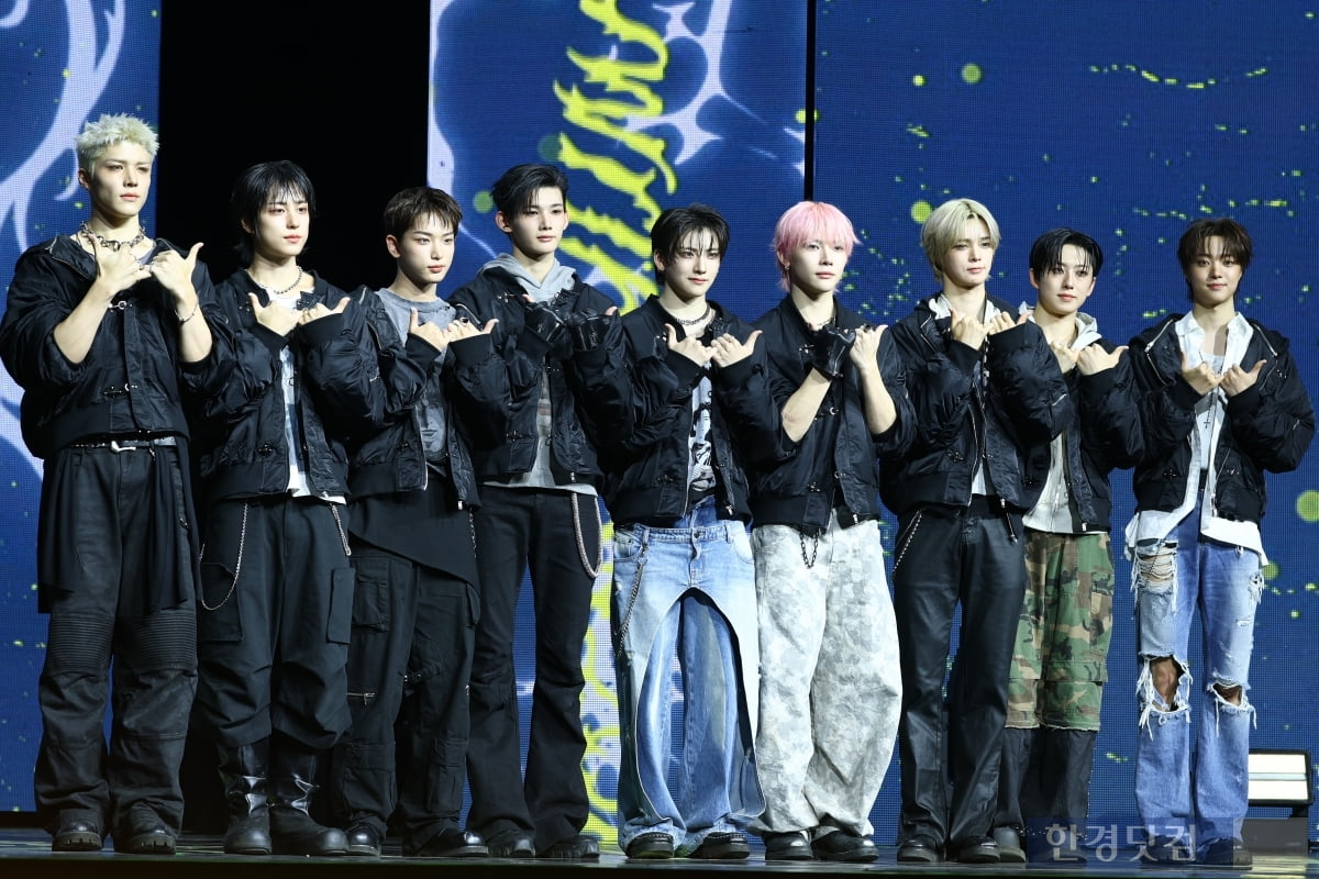 [포토] 앤팀, '강렬한 모습으로 한국 데뷔'