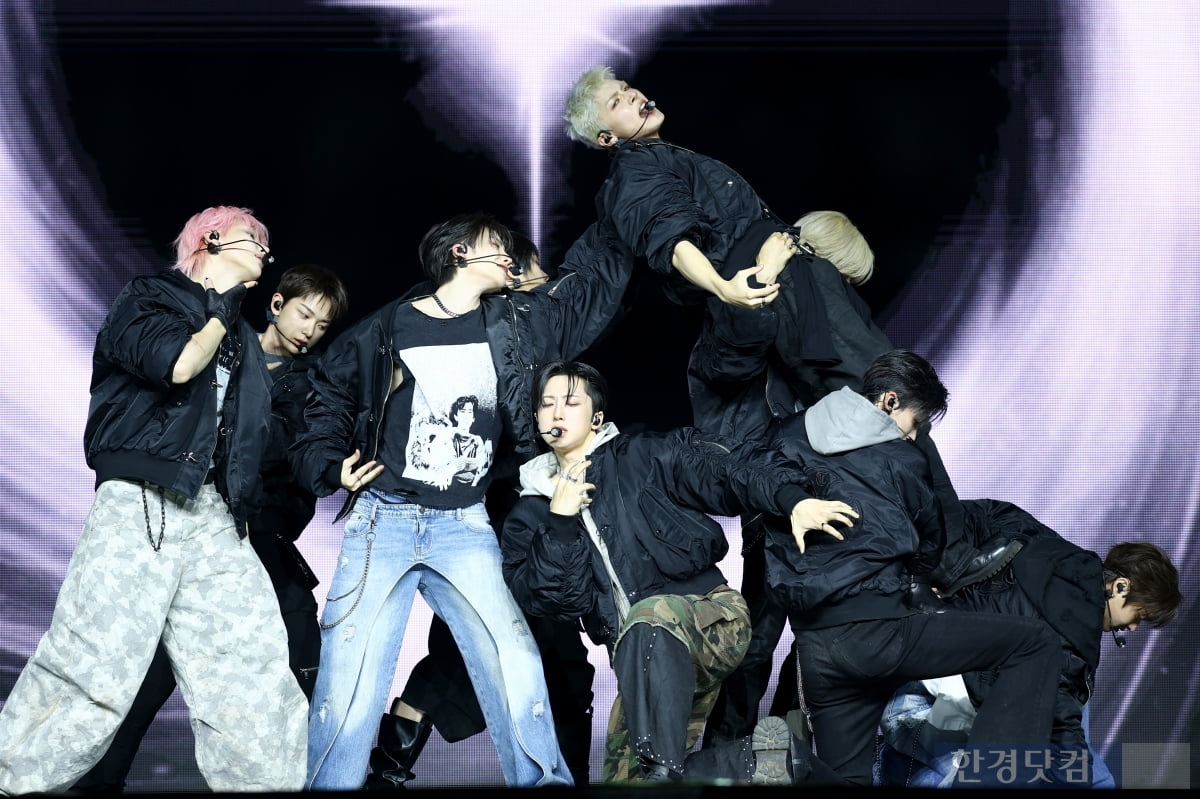 [포토] 앤팀, '강렬한 모습으로 한국 데뷔'